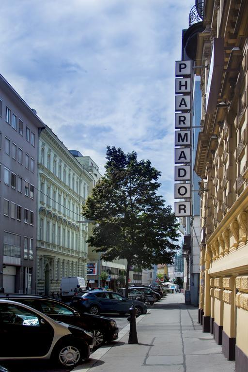 Pension Pharmador Wien Eksteriør bilde